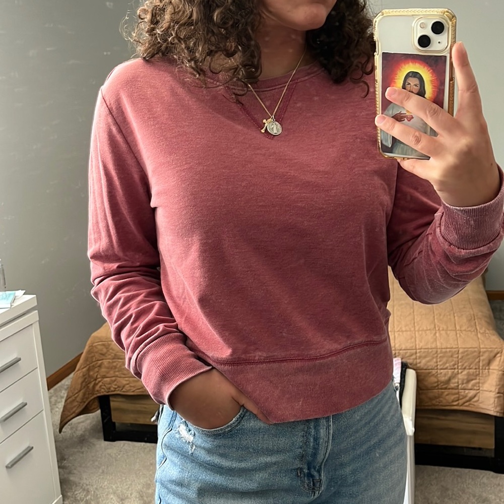 Lightweight Long-Sleeve Sweatshirt/Top